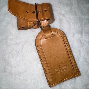 Louis Vuitton Brown Leather Luggage Tag